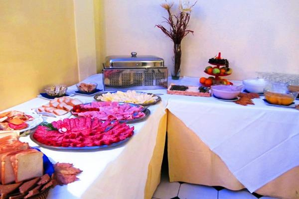 אורבינו Hotel La Meridiana מראה חיצוני תמונה